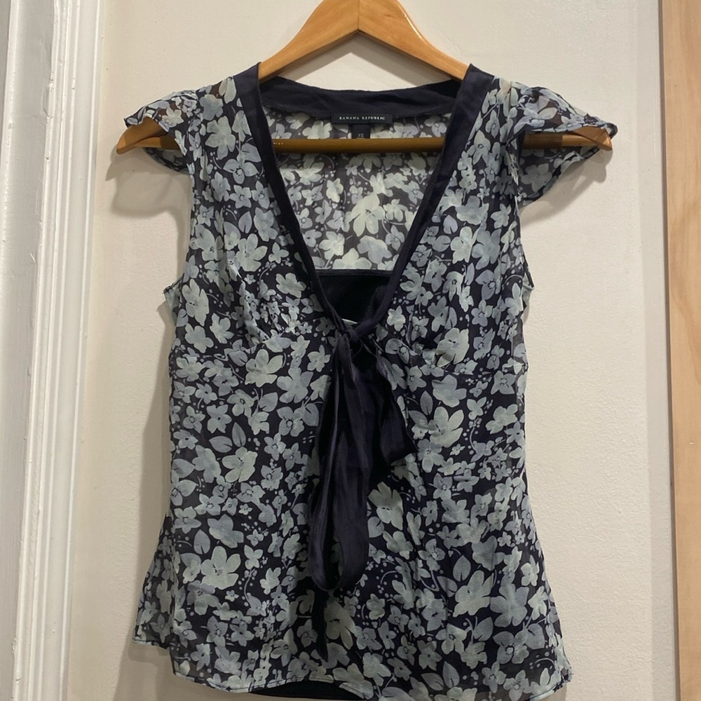 Blue camisole with flowers,silk shelll